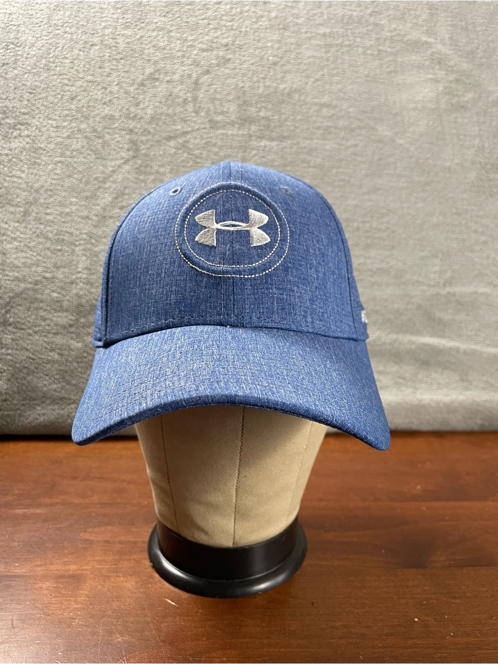 Under Armour Golf Stretch Fit Mesh Hat Performance Cap Size L/XL Blue